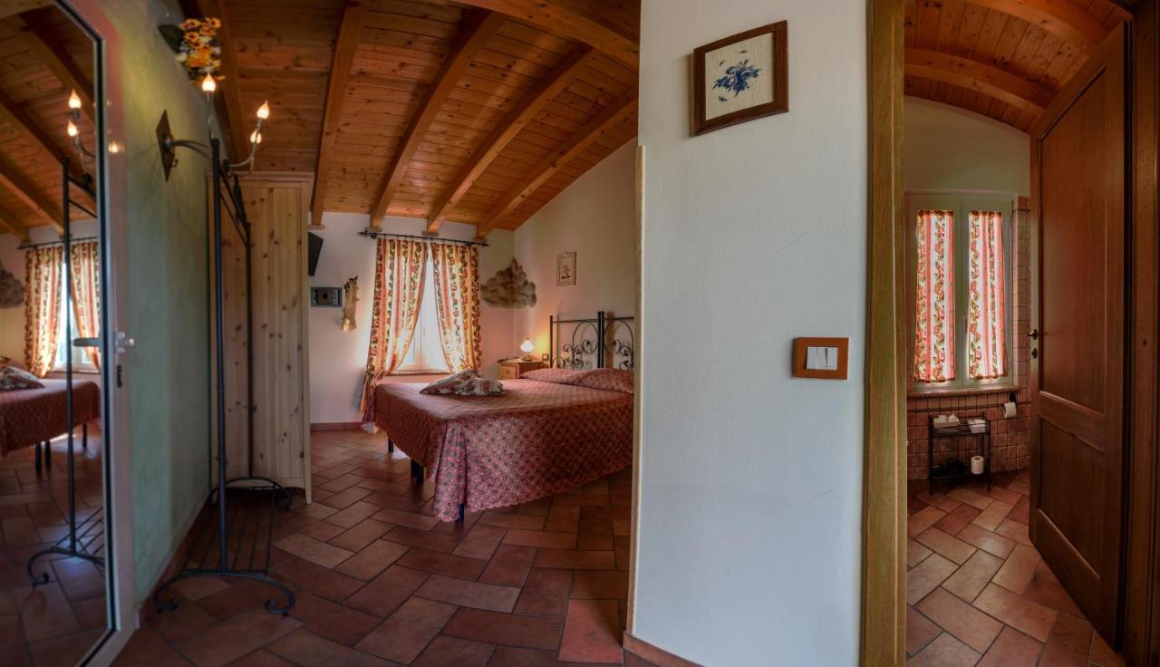 Agriturismo Le Tese Cola  Bagian luar foto