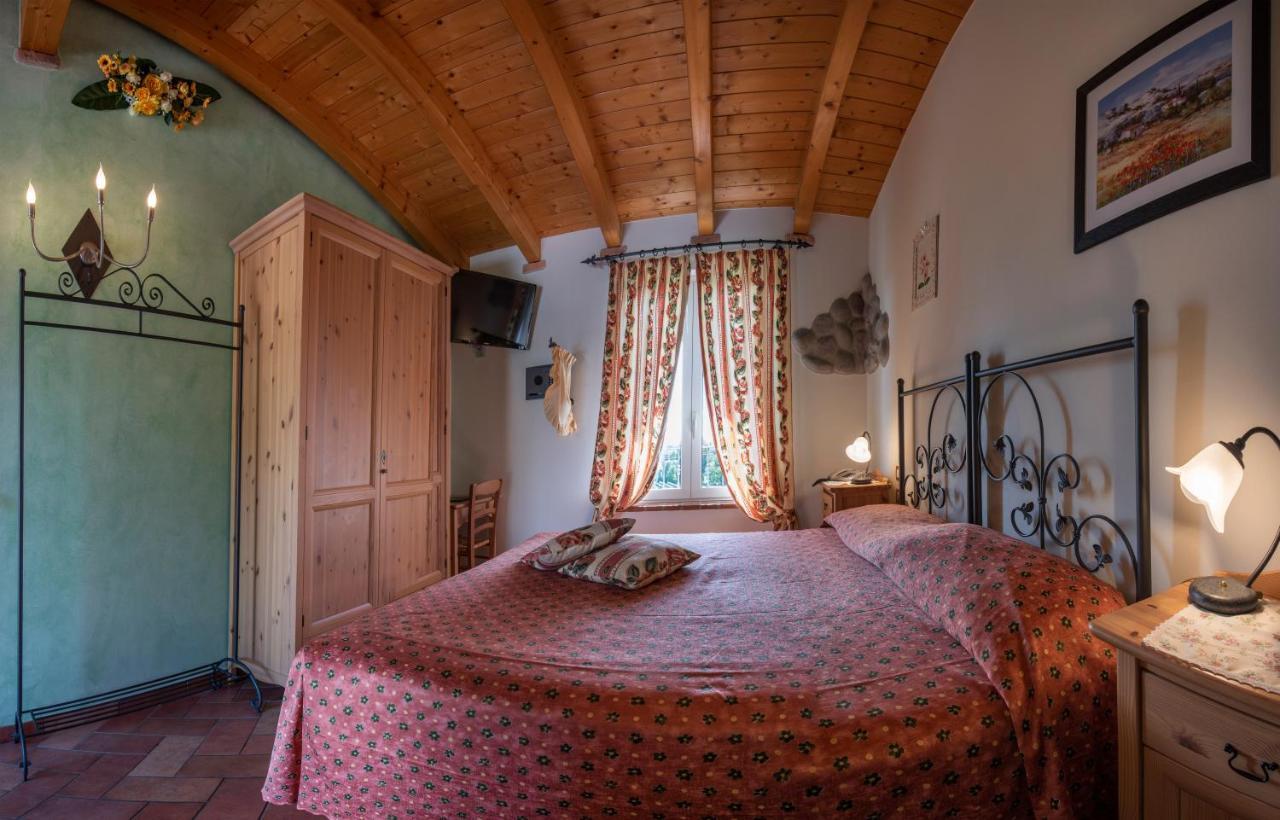 Agriturismo Le Tese Cola  Bagian luar foto