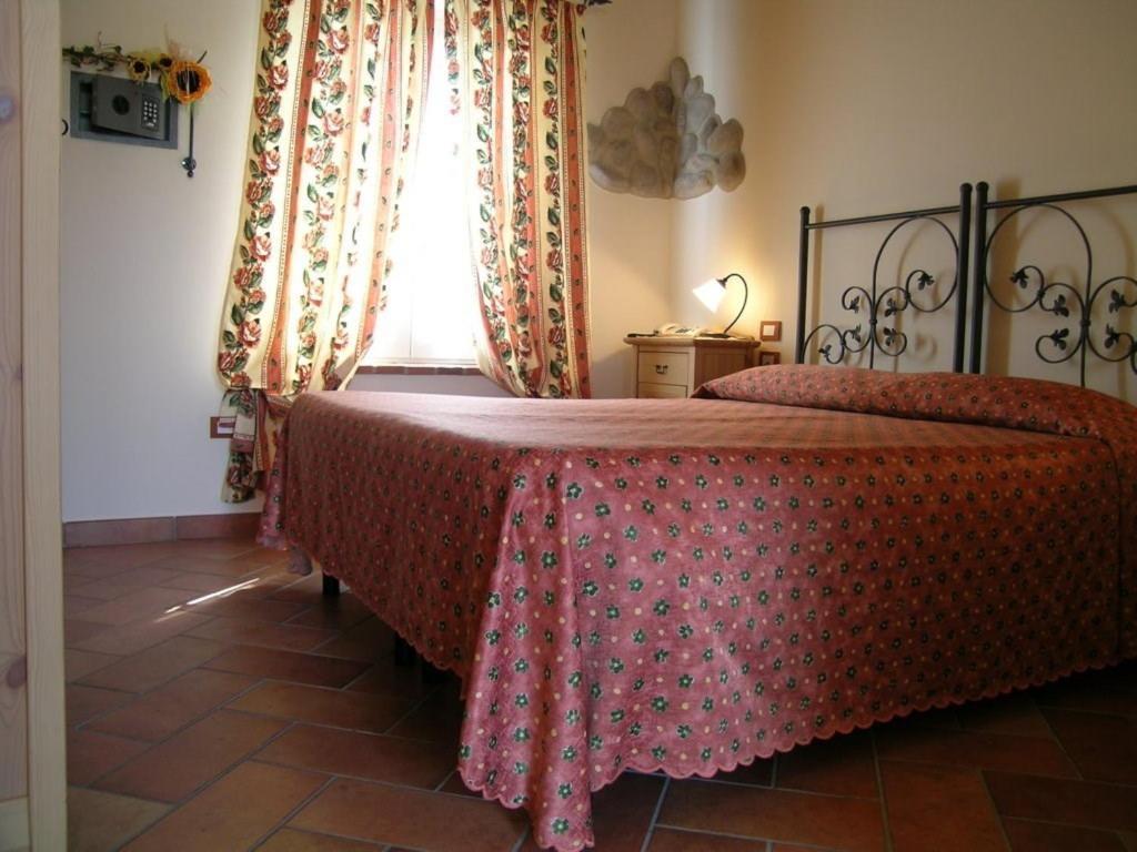 Agriturismo Le Tese Guest House Cola  Bagian luar foto